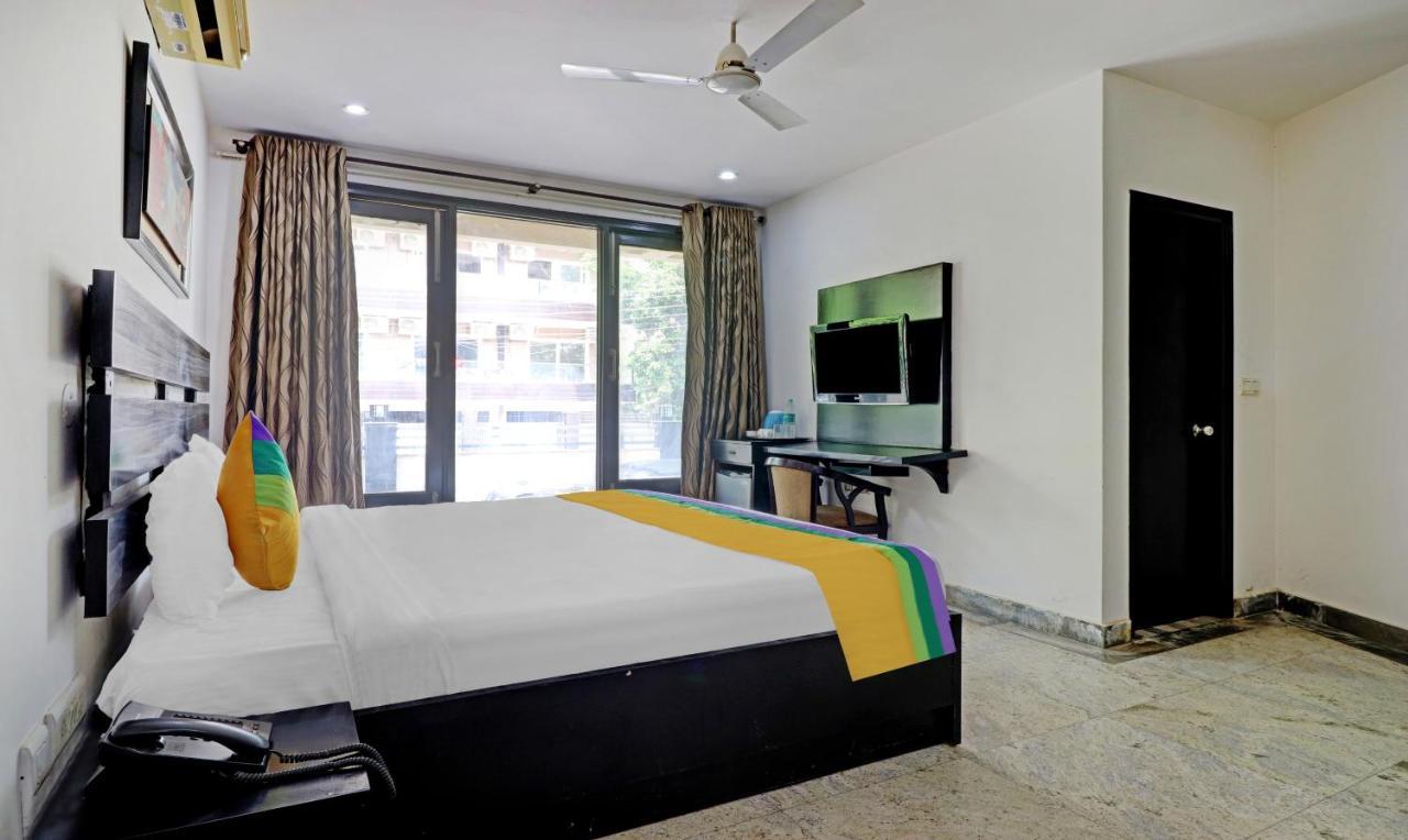 Hotel Itsy By Treebo - Aayu Residency à Gurgaon Extérieur photo